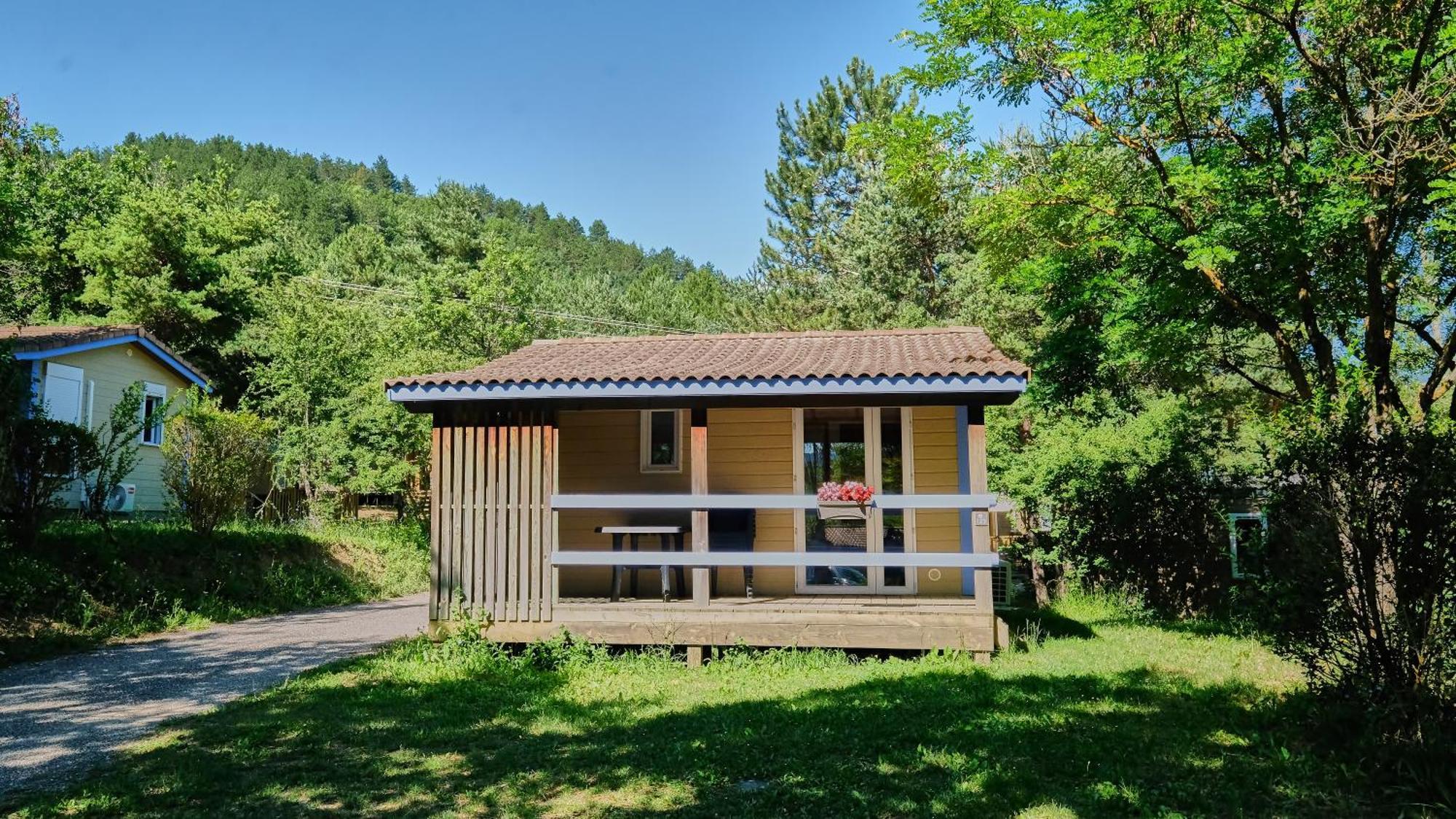 Camping Le Couriou Recoubeau-Jansac Exterior foto