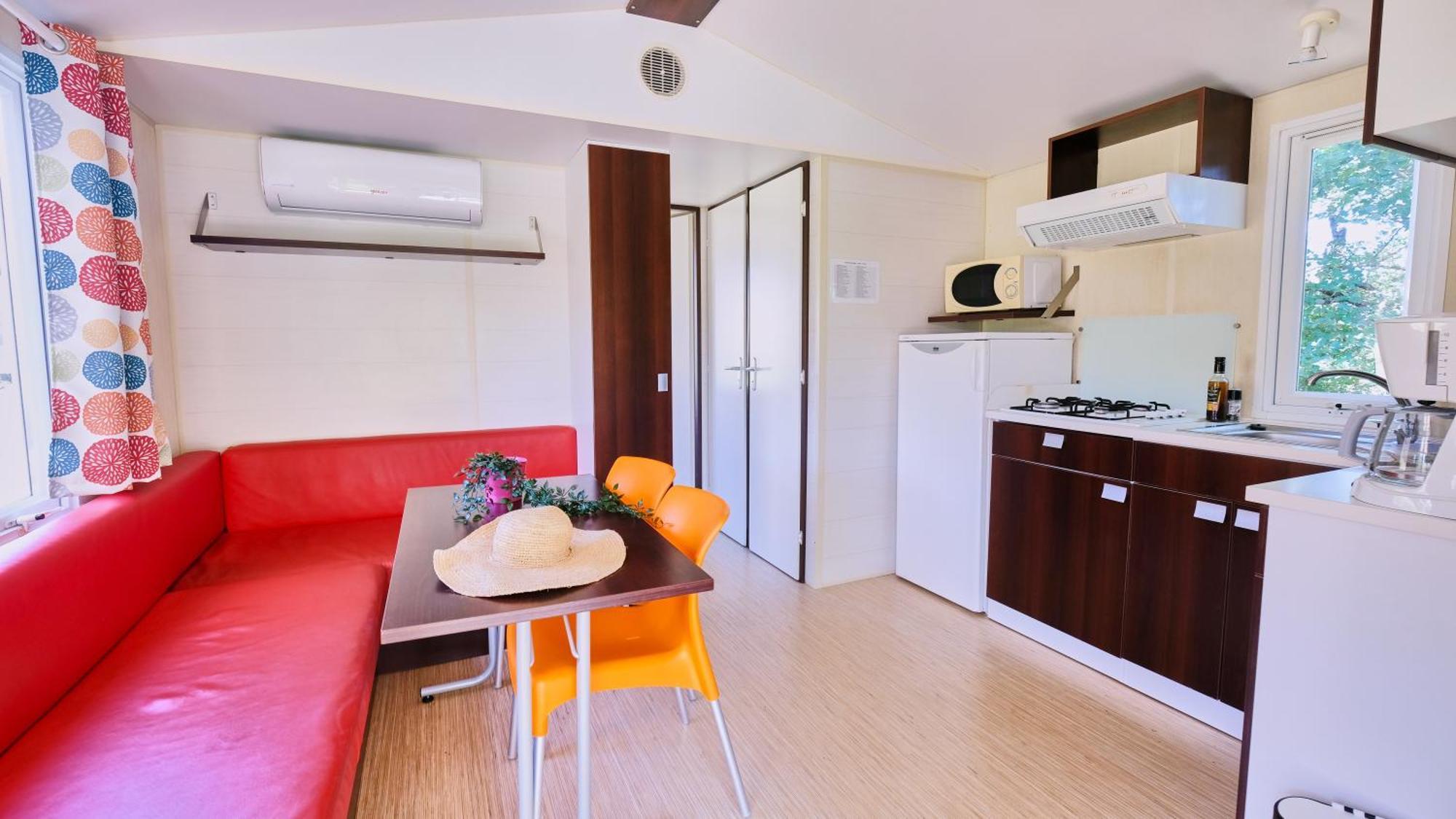 Camping Le Couriou Recoubeau-Jansac Exterior foto