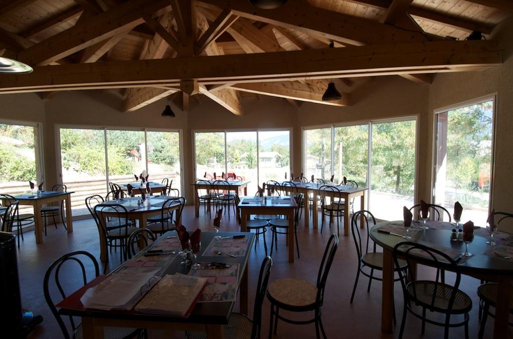 Camping Le Couriou Recoubeau-Jansac Exterior foto